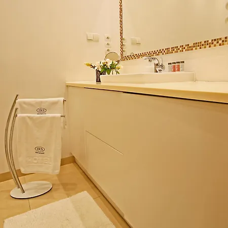 Apartment Irs Royal Apartments Apartamenty Irs Kwartal Kamienic Gdansk