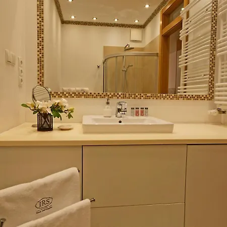 Irs Royal Apartments Apartamenty Irs Kwartal Kamienic Apartment *